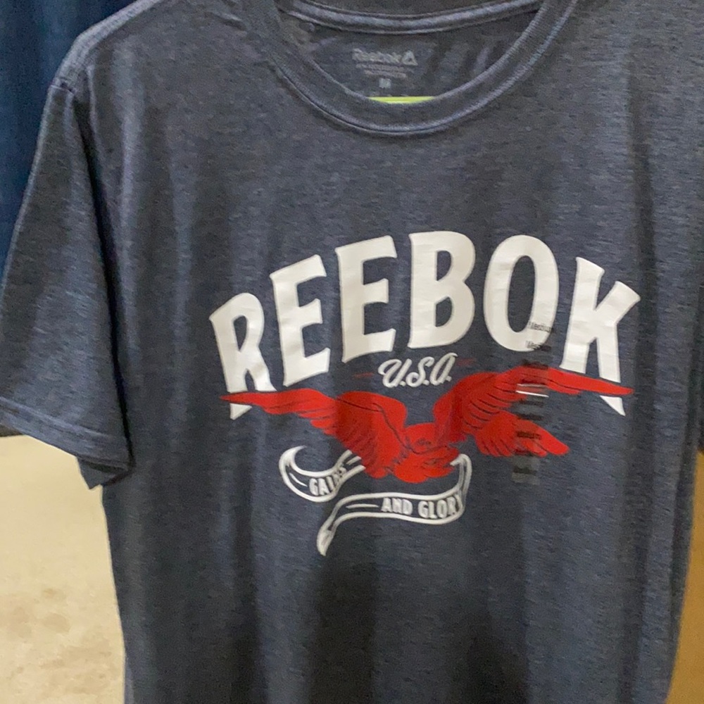 Reebok tshirt